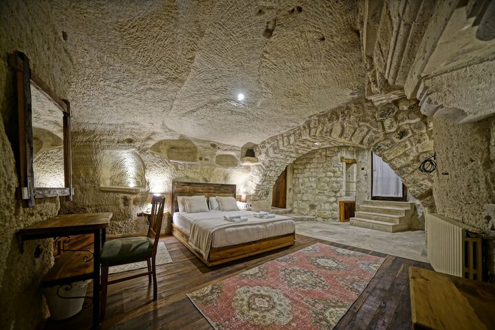 Room 17 of 68