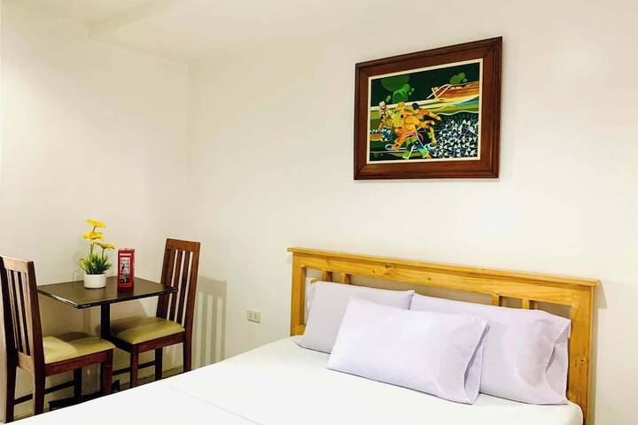 Room 5 of 17