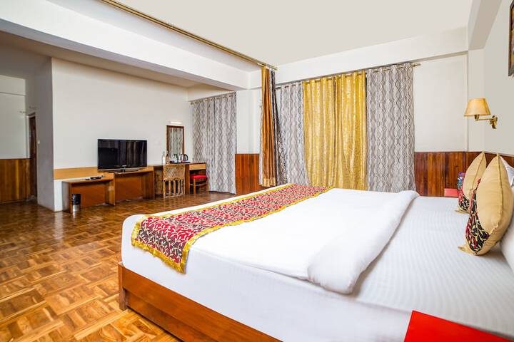 Room 8 of 25