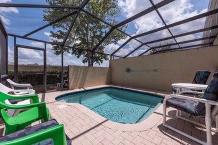 Pool 45 of 52
