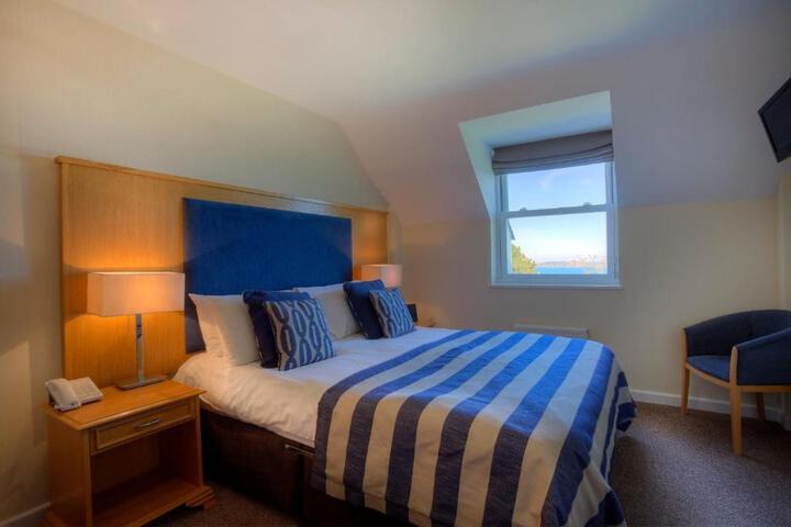 Room 14 of 62