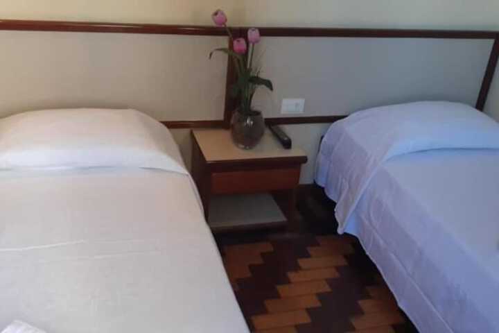 Room 11 of 29