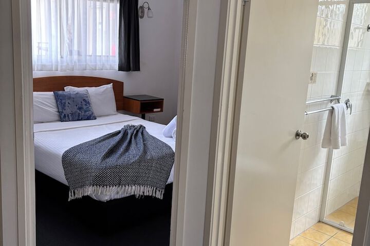 Room 22 of 52