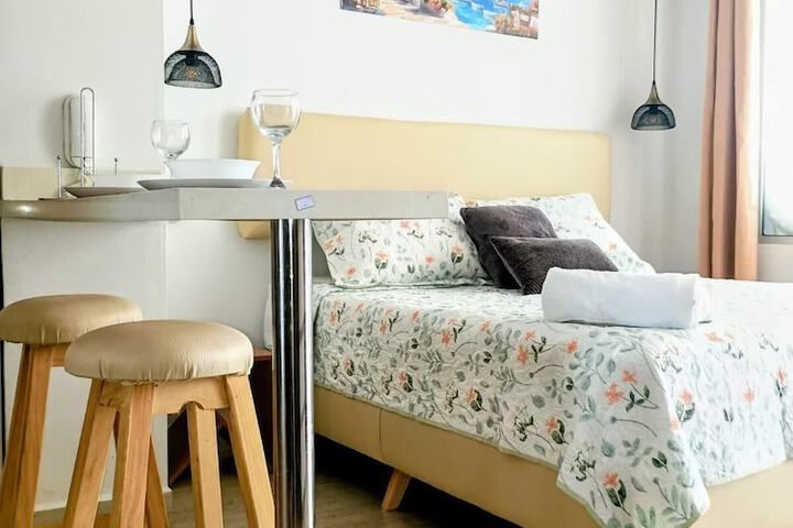 Room 8 of 34