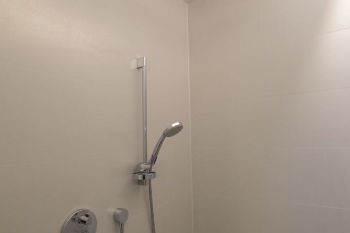 Room 39 of 76