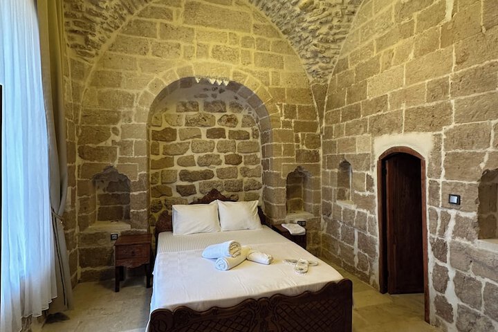 Room 15 of 54
