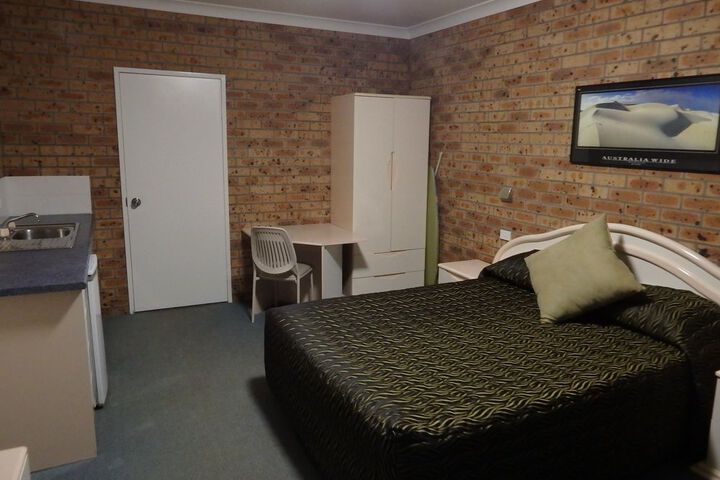 Room 12 of 43