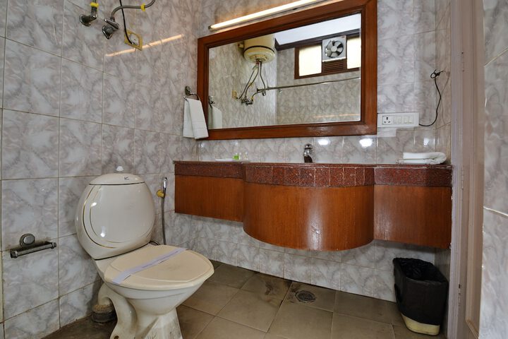 Clean Restrooms