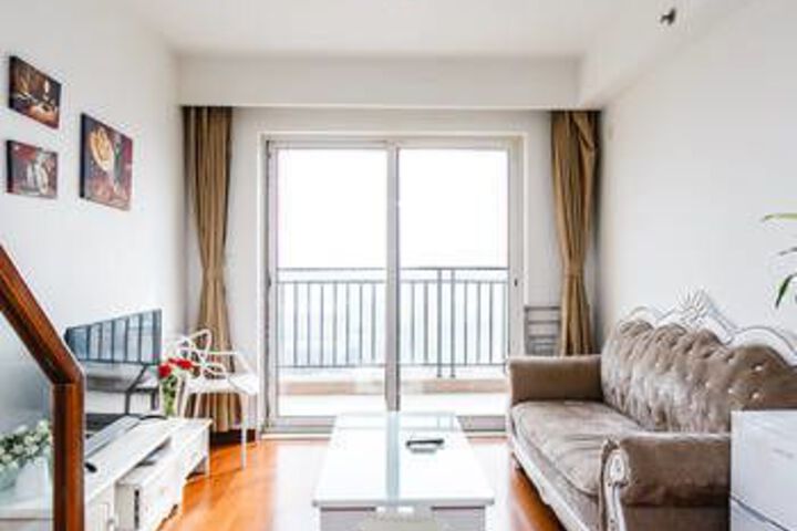 Qingdao Haizhijie Holiday Hotel