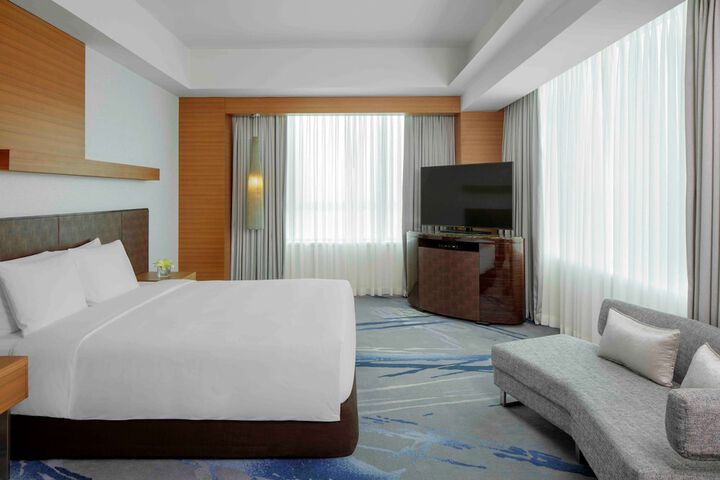 Room 10 of 146