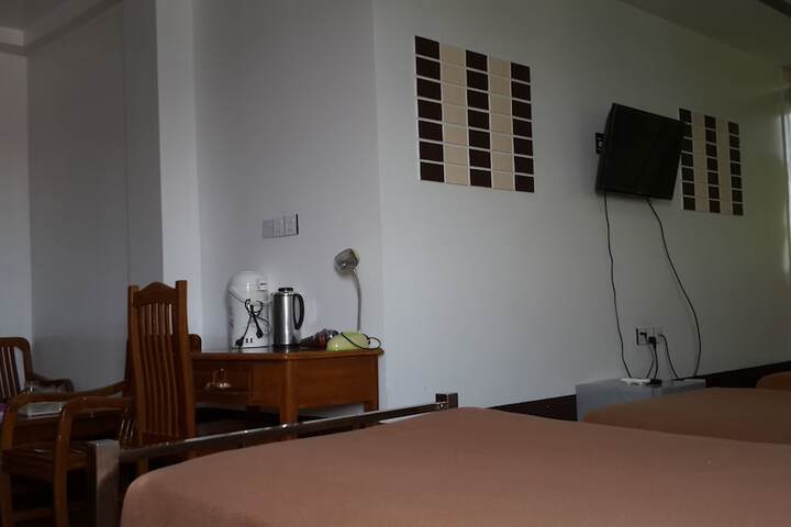 Room 17 of 51