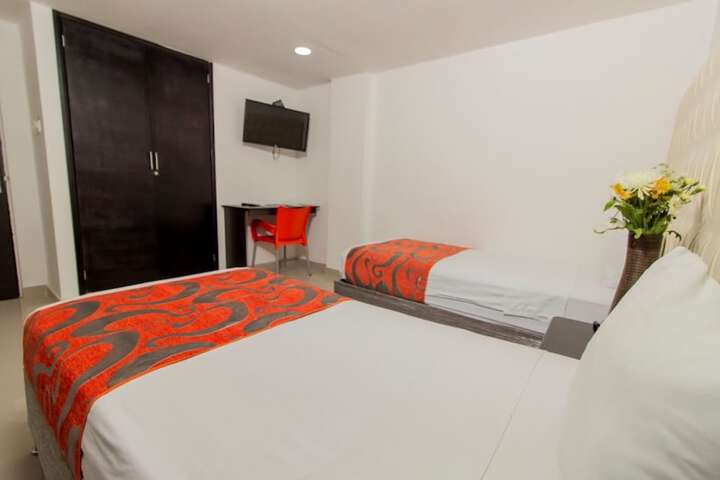 Room 9 of 97