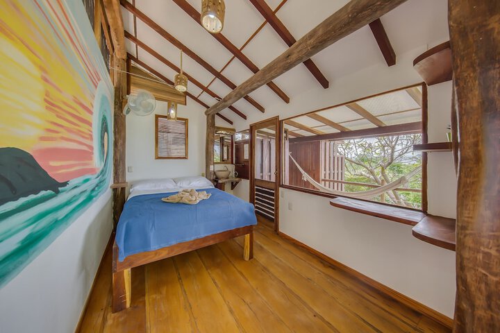 Room 5 of 80