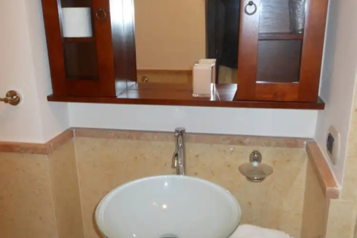 Clean Restrooms