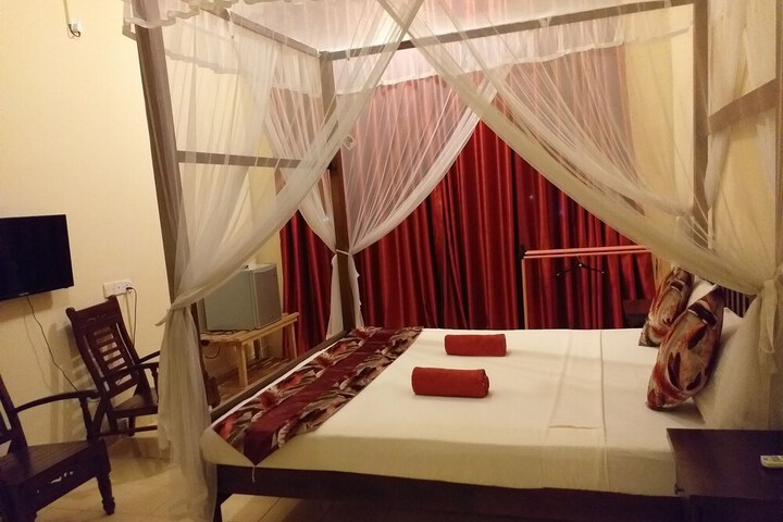 Room 7 of 31