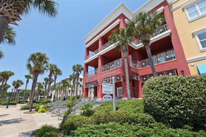 Hotel 55 of 102