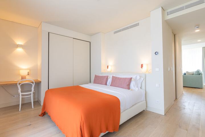 Room 8 of 55