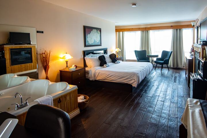 Suite King Size Bed (3 of 12)