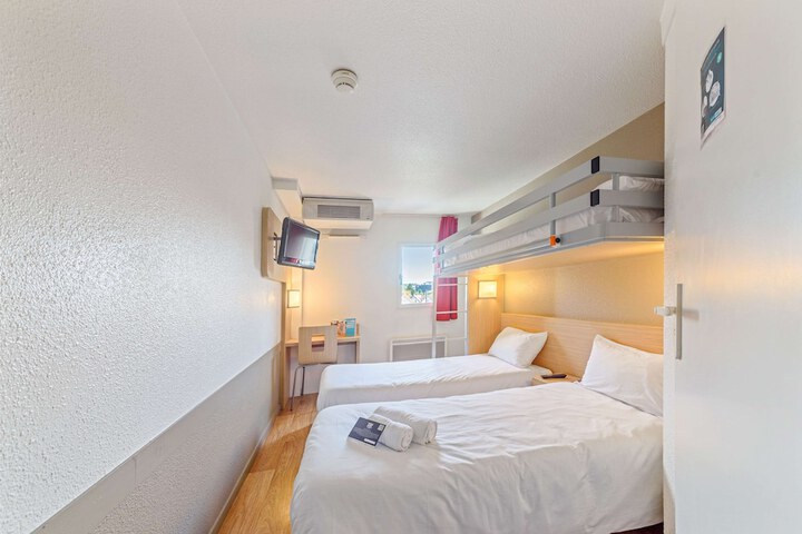 In-room business center