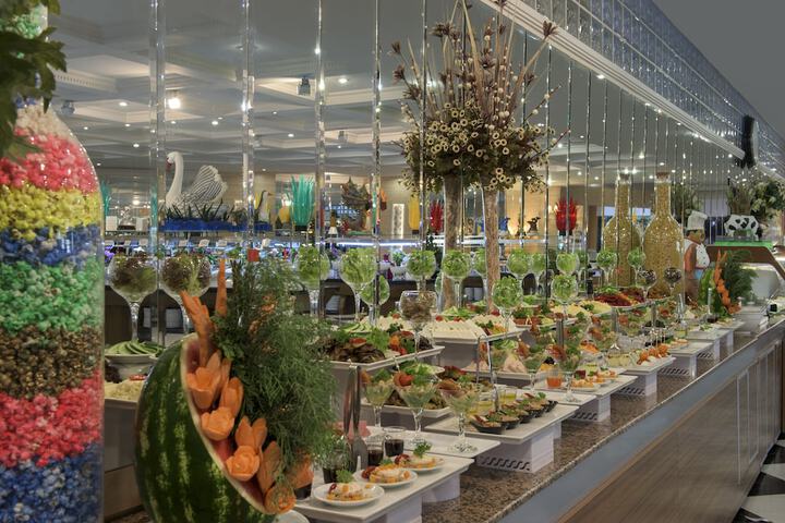 Dining 76 of 113