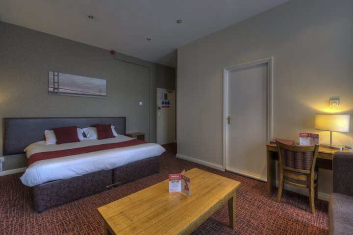 Room 12 of 60