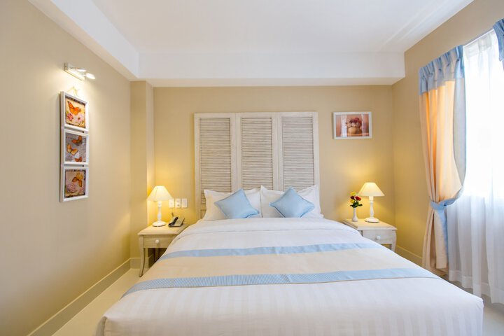 Room 17 of 51