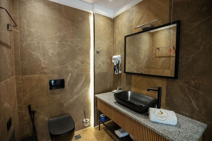 Room 35 of 45