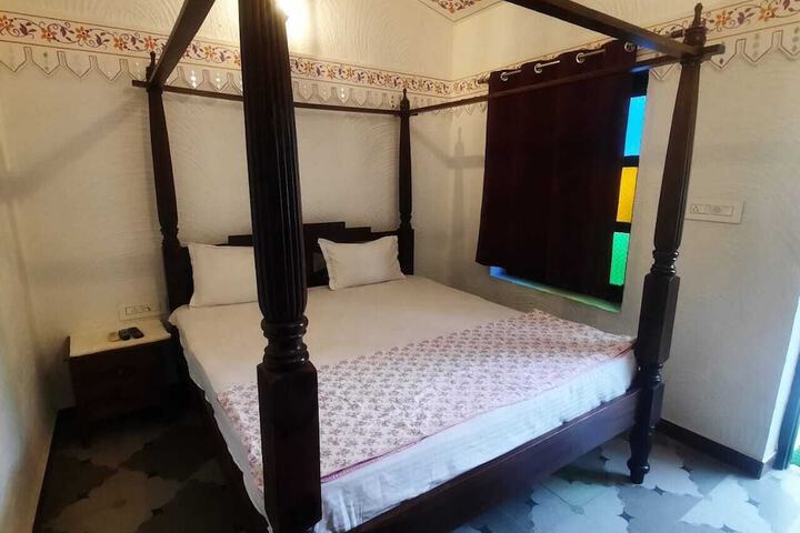 Room 10 of 70