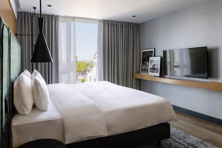 Room 47 of 228