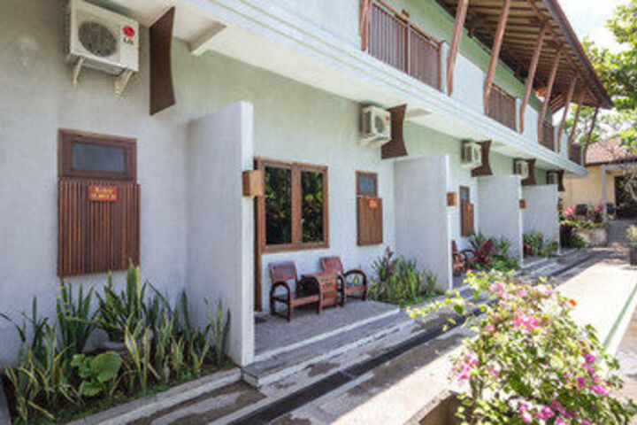Hotel 7 of 25