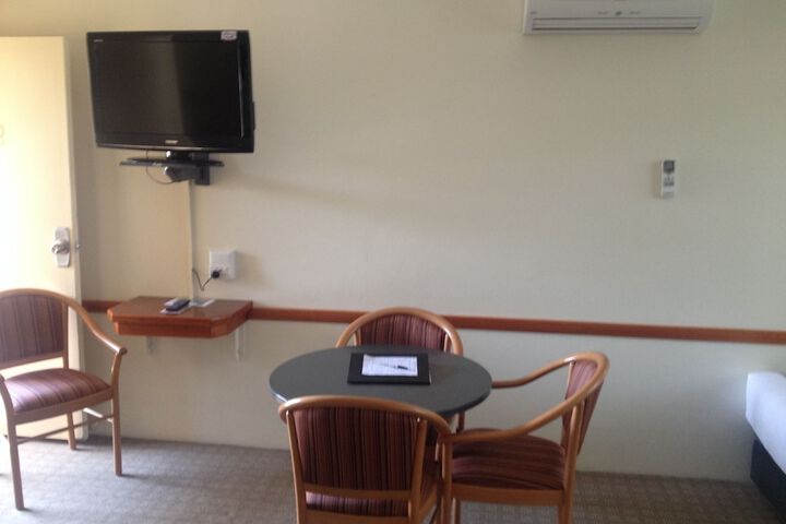Room 17 of 30
