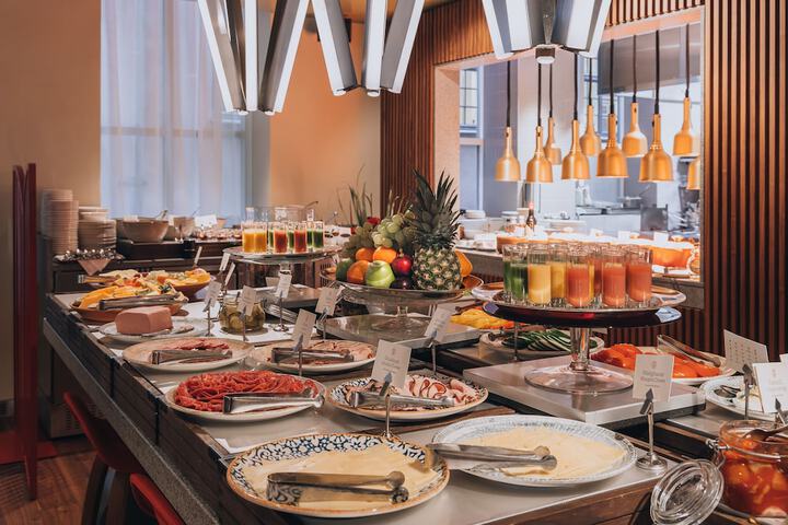 Dining 94 of 116