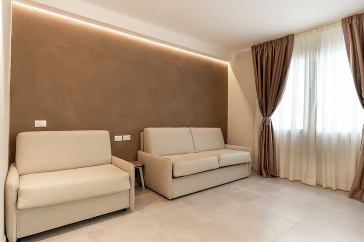 Room 54 of 211