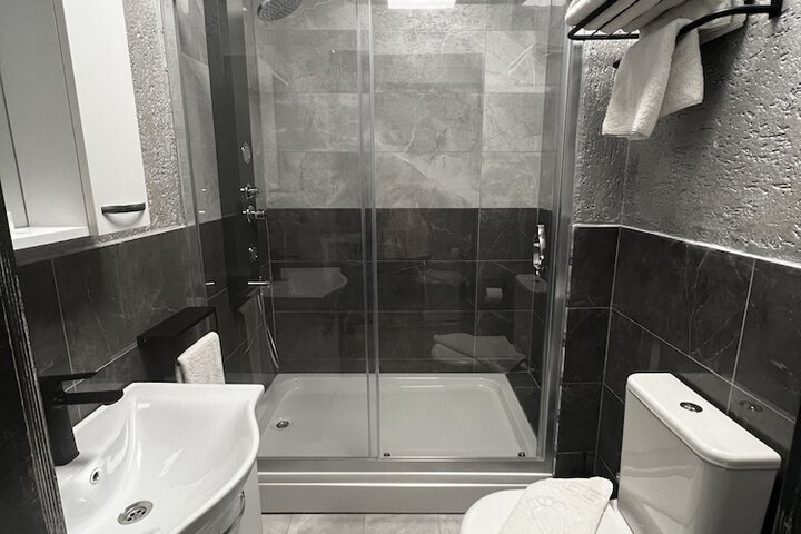 Room 61 of 78