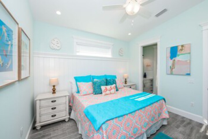 Room 18 of 25