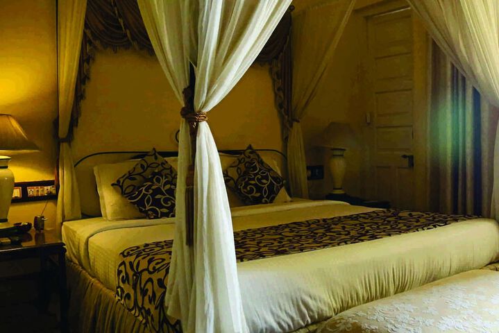 Room 21 of 42
