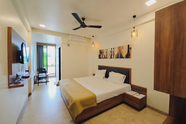 Room 35 of 125