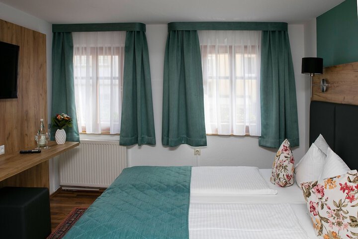 Room 20 of 35