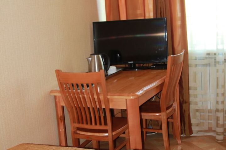 Room 43 of 68