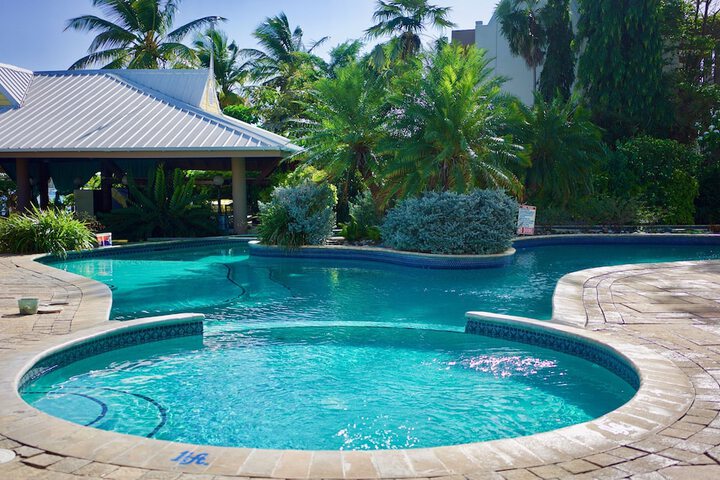 Hotel Pool