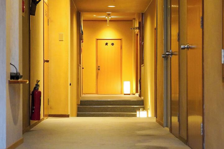 Ballroom/Hall 47 of 55