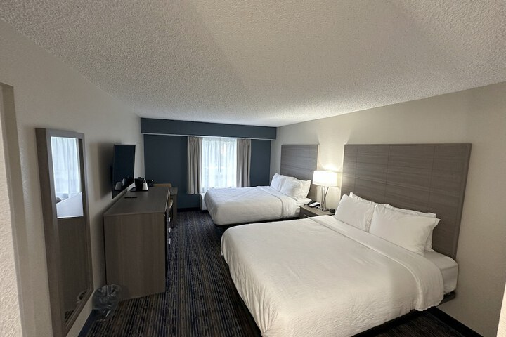 Suite Room