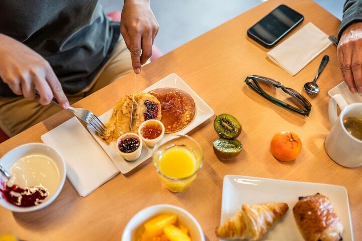 Breakfast/Coffee Service 14 of 22