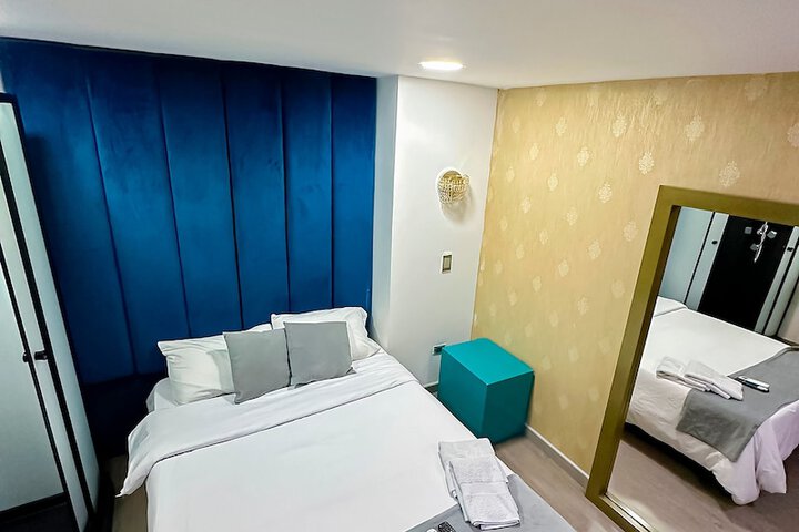 Room 62 of 87