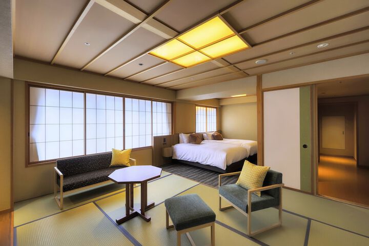 Room 30 of 75