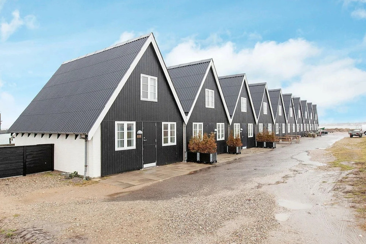 General 2 of 18