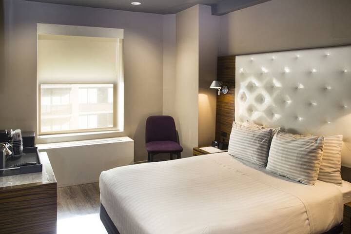 Standard Double Bed (8 of 20)