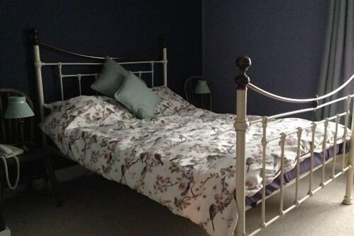 Room 19 of 39
