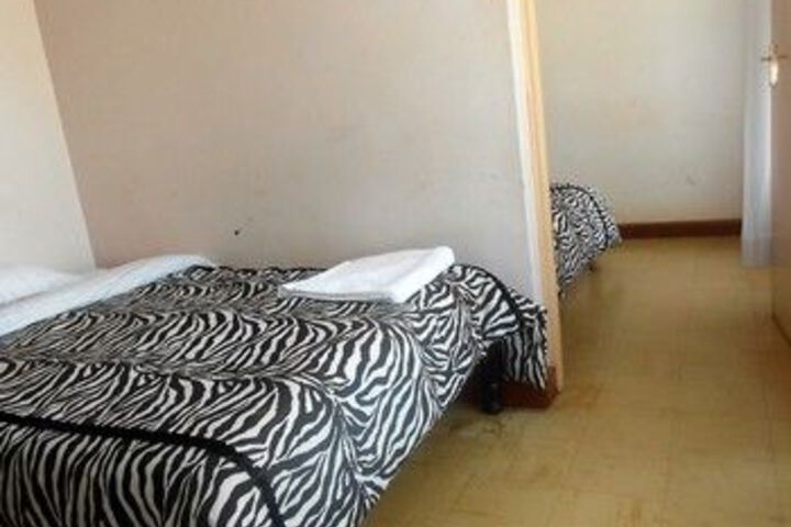 Room 43 of 63