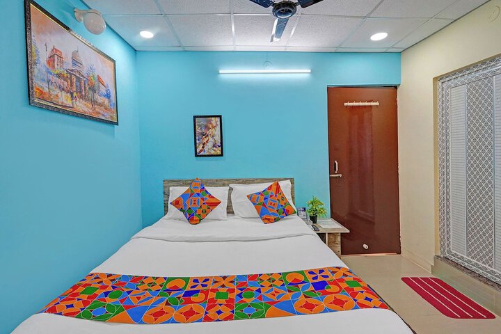 Room 13 of 29